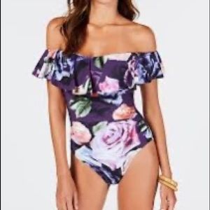 La Blanca one piece swimsuit